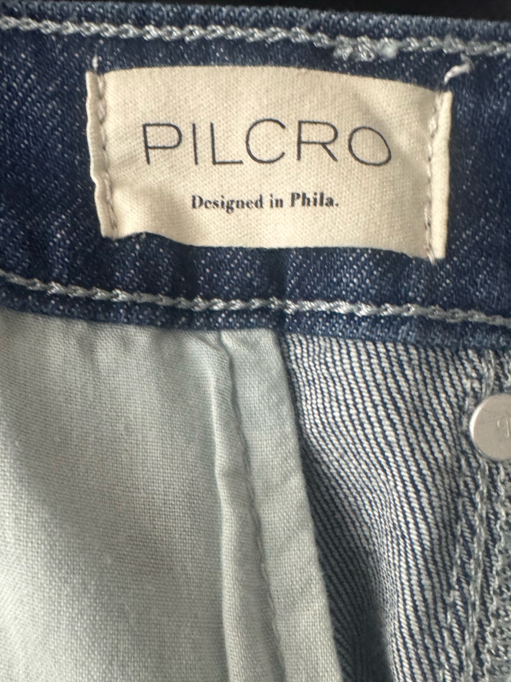 Pilcro High-Rise Barrel Jeans Size 30 - Picture 6 of 6